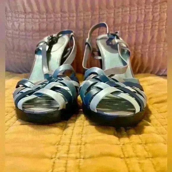 Cole Haan Nike Air Chloe Sandals, Size 10.5 - Runs a little small, more like 10 - Picture 13 of 13